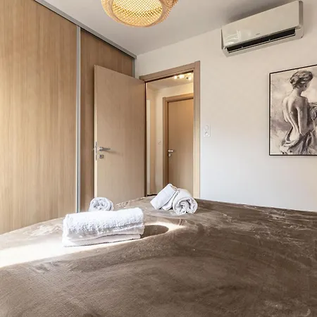 Clos Vignola By Interhome