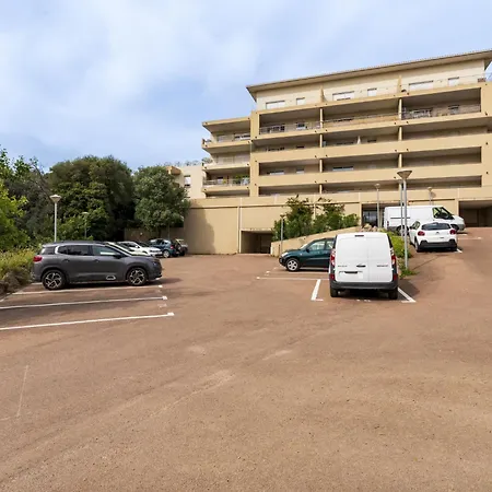 Apartamento Clos Vignola By Interhome